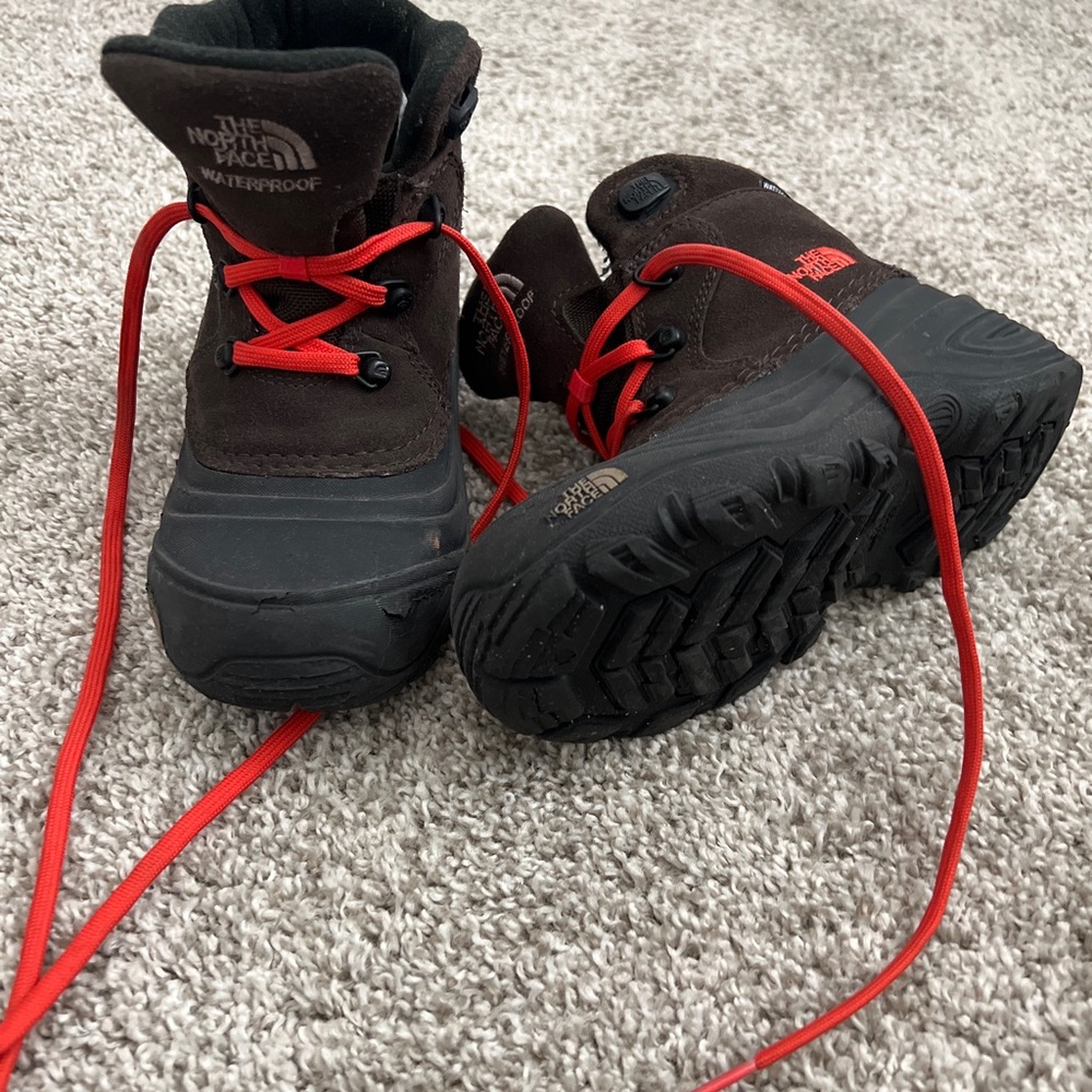 North face snow boots